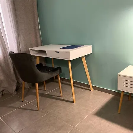 מלון דירות Luxor Premium 3*