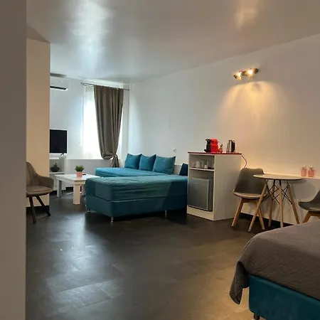 Luxor Premium Aparthotel 3*