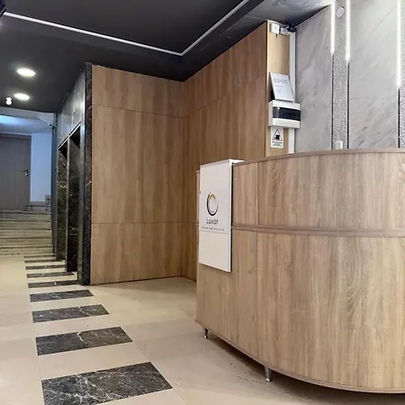Luxor Venizelou شقة فندقية 4*